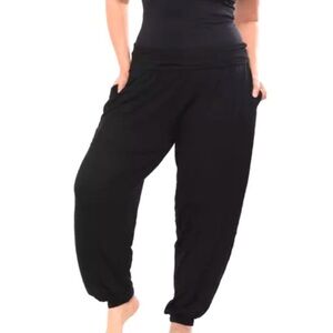 White Mark Plus Size Women’s Jogger/Harem Pants.